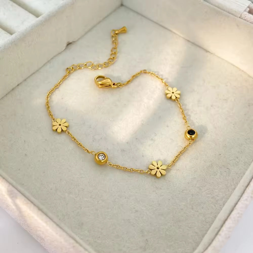 18KT Gold Plated Dainty Daisy Bracelet - Atulya Jewellers