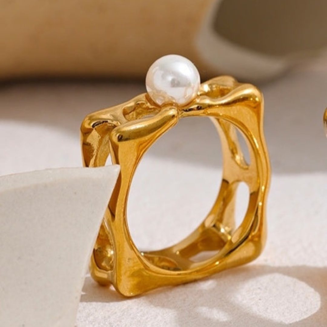 18KT Gold Plated Jade Square Pearl Ring - Atulya Jewellers