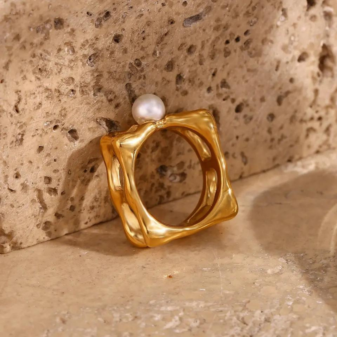 18KT Gold Plated Jade Square Pearl Ring - Atulya Jewellers