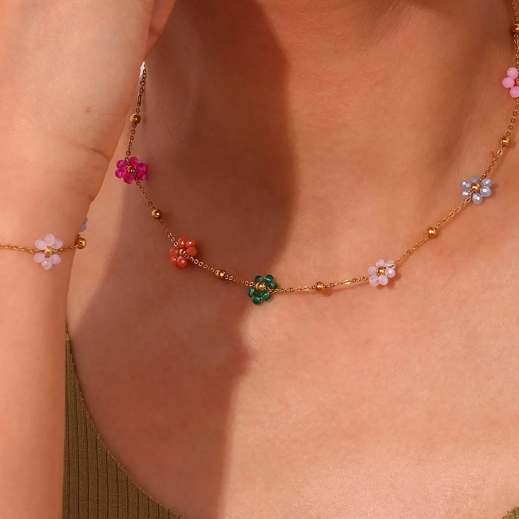 18KT Gold Plated Dainty Bloom Necklace - Atulya Jewellers