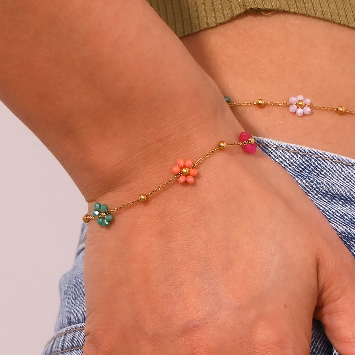 18KT Gold Plated Dainty Bloom Bracelet - Atulya Jewellers