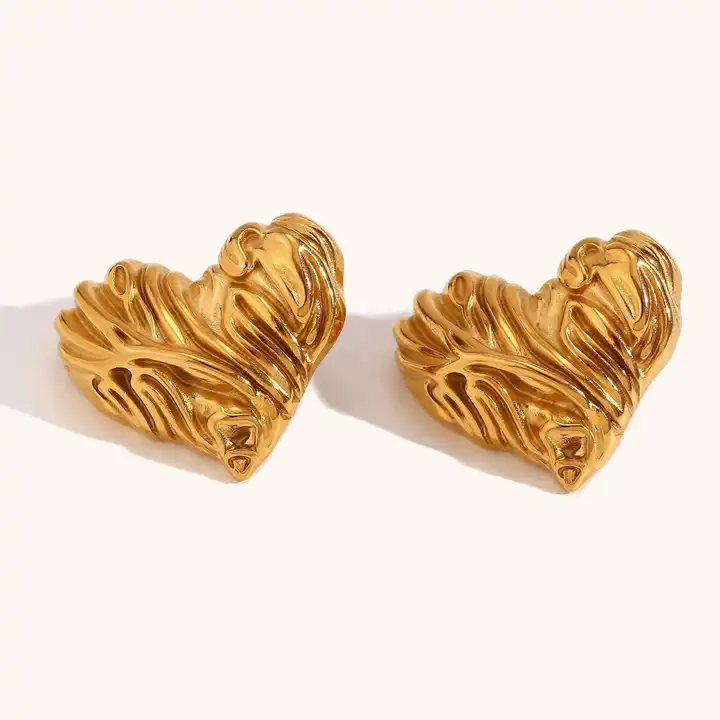 18KT Gold plated Velvet Heart Stud Earrings - Atulya Jewellers