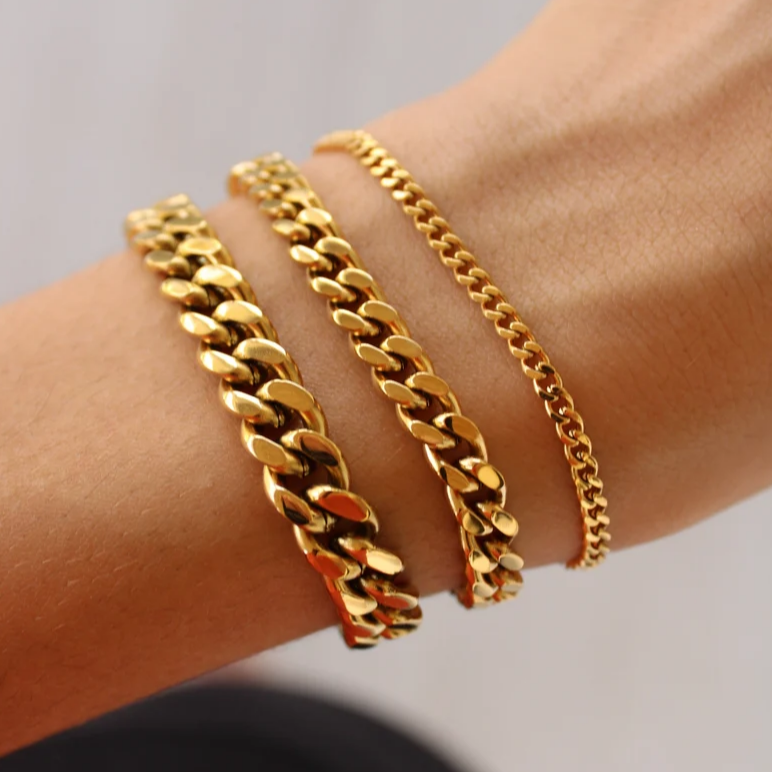 18KT Gold Plated Cuban Chain Bracelet - Atulya Jewellers