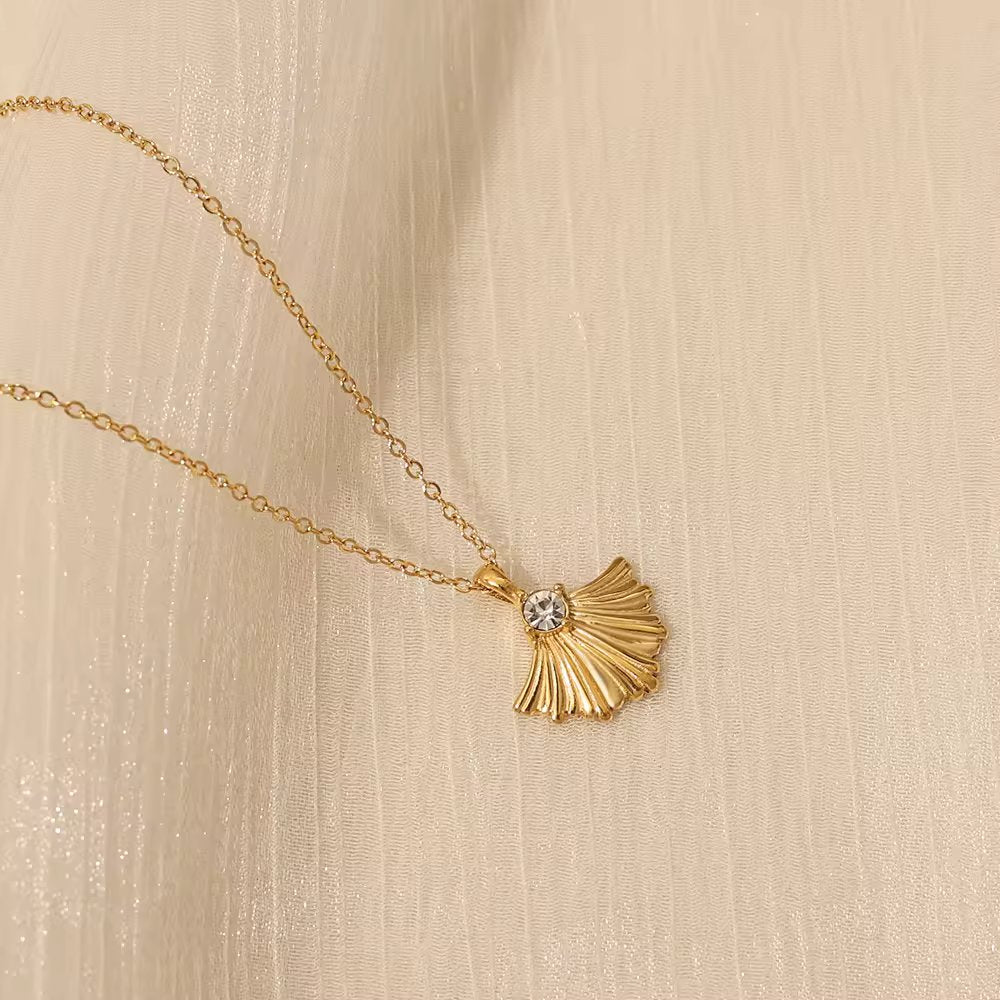18KT Gold Plated Shell Necklace