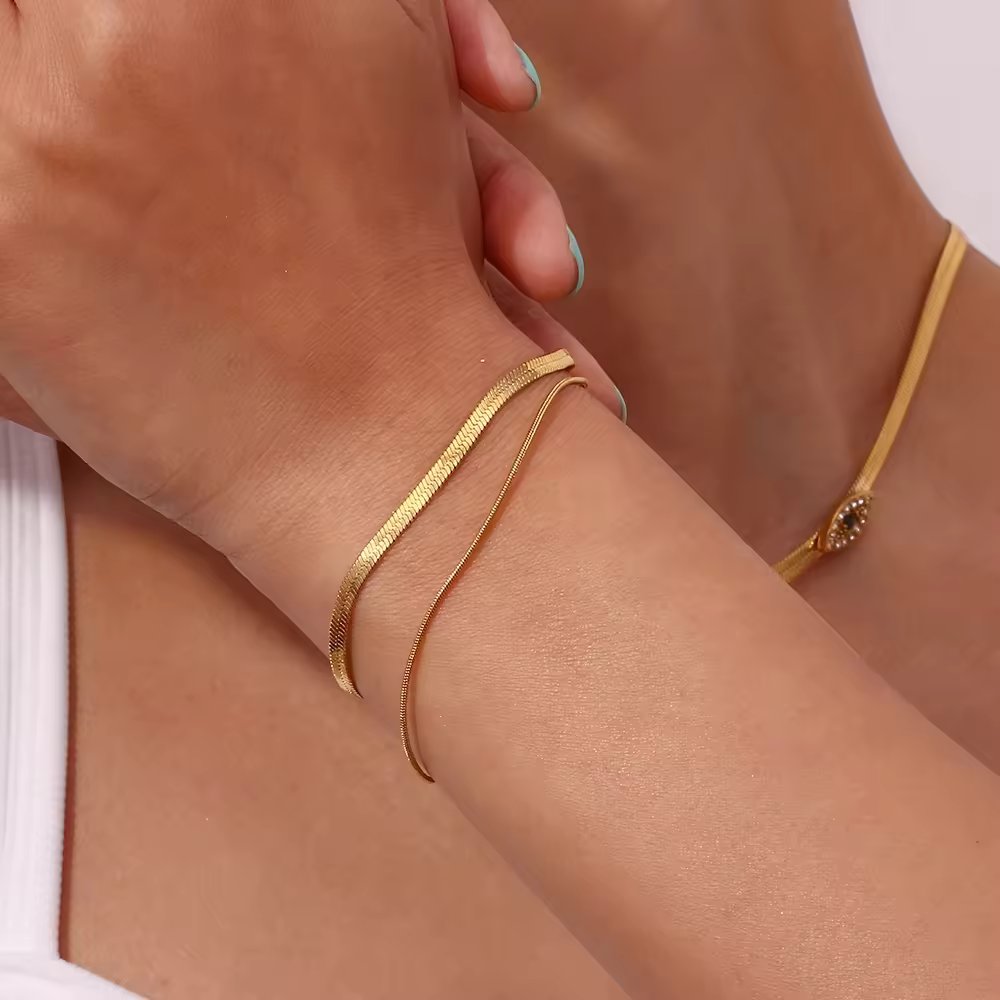 18KT Gold Plated Layered Silk Bracelet - Atulya Jewellers