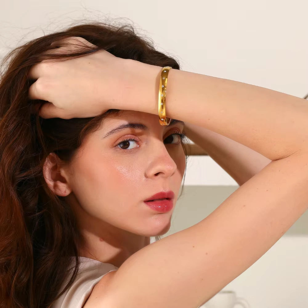 18KT Gold Plated Seren Star Bangle - Atulya Jewellers