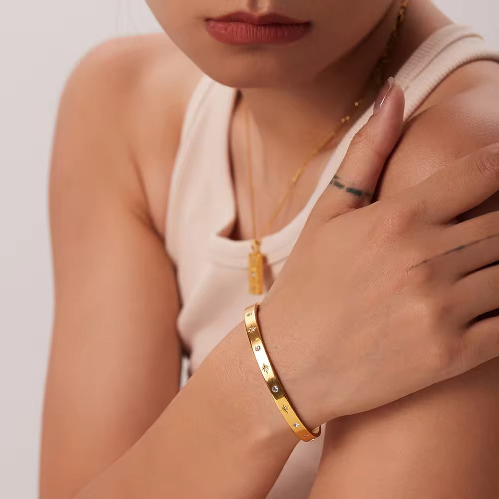 18KT Gold Plated Zoya Cuff Bracelet - Atulya Jewellers