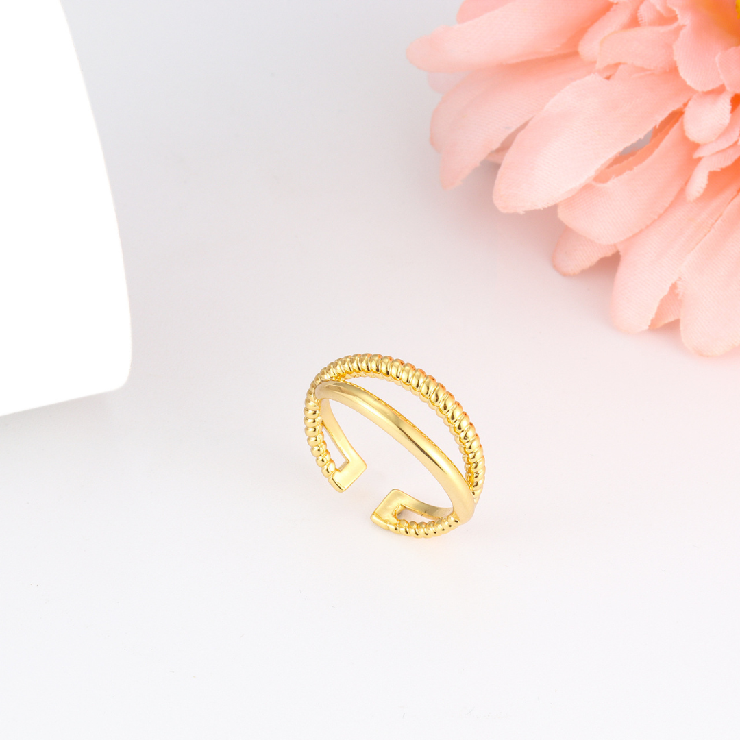 18KT Gold Plated Twisted Ring (Re-sizable)