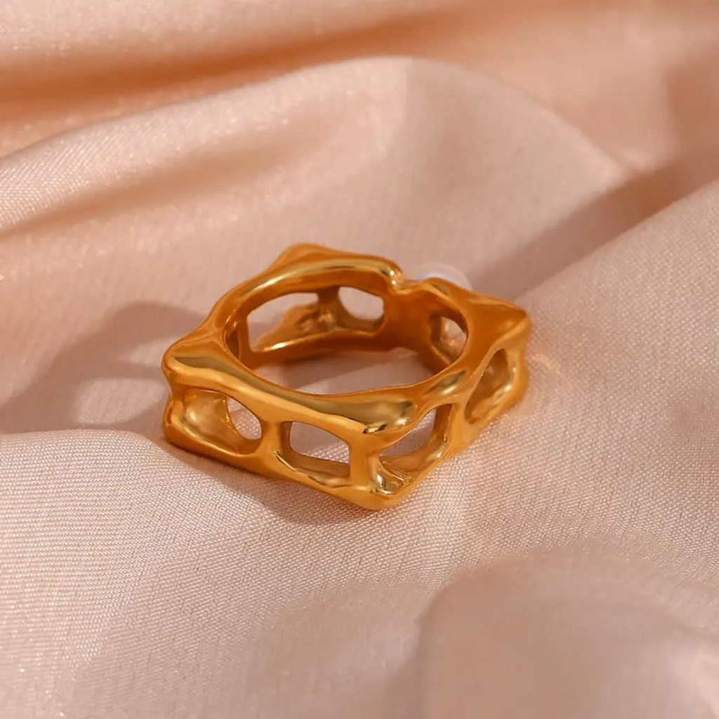 18KT Gold Plated Jade Square Pearl Ring - Atulya Jewellers