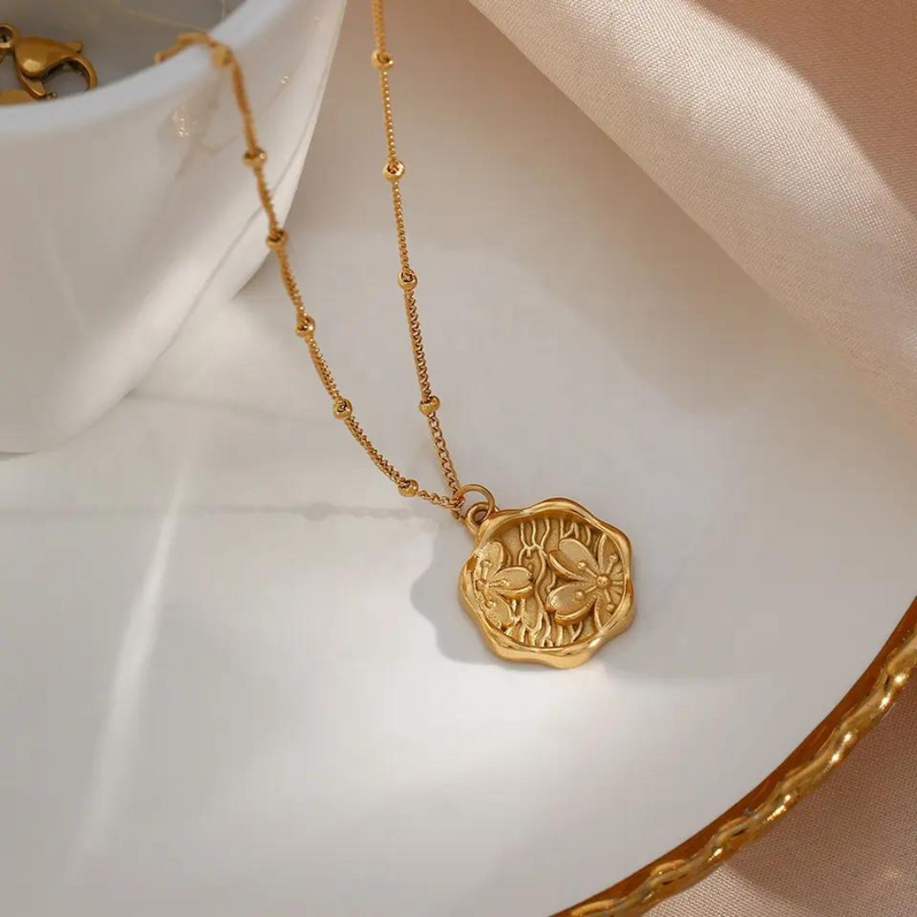 18KT Gold Plated Flower Necklace - Atulya Jewellers