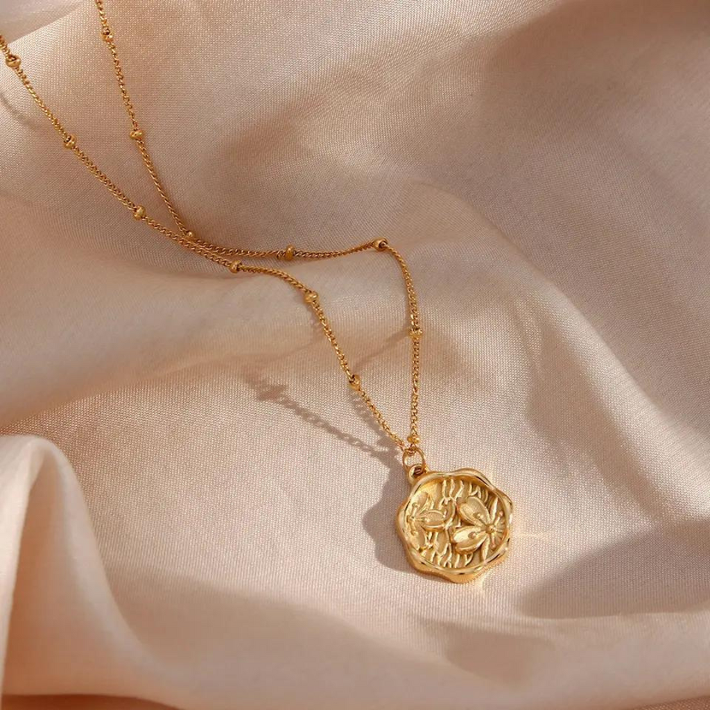 18KT Gold Plated Flower Necklace - Atulya Jewellers